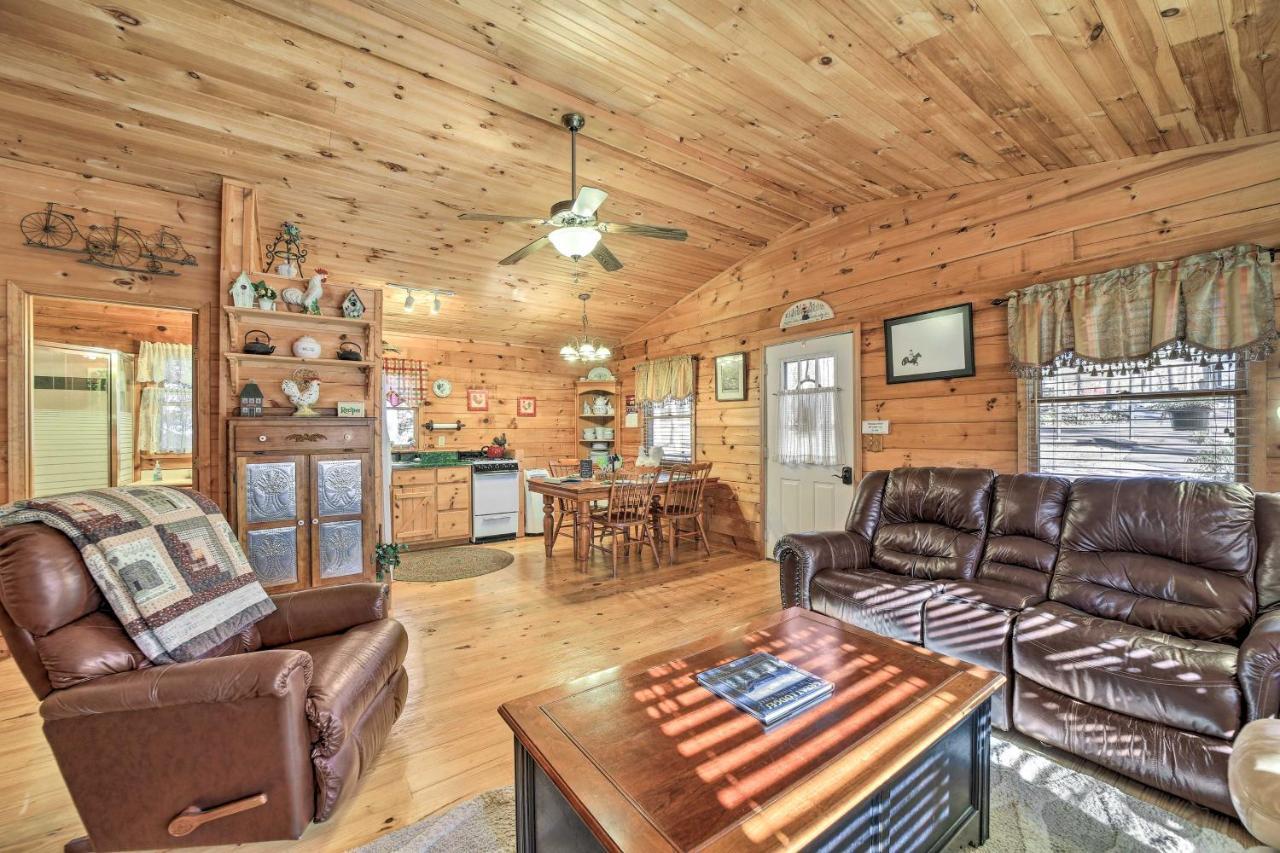 Franklin Cabin With Porch Near Hiking And Waterfalls! מראה חיצוני תמונה